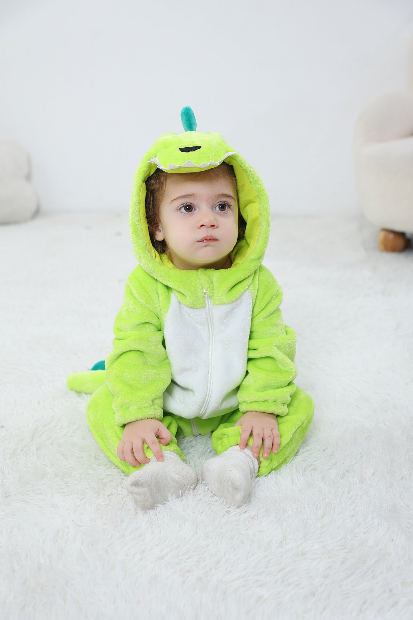 Cozy Cartoon Animal Baby Costume - Soft, Warm, and Adorable Flannel Romper with Hoodie and Zipper for Easy Diaper Changes-L-Geen & White