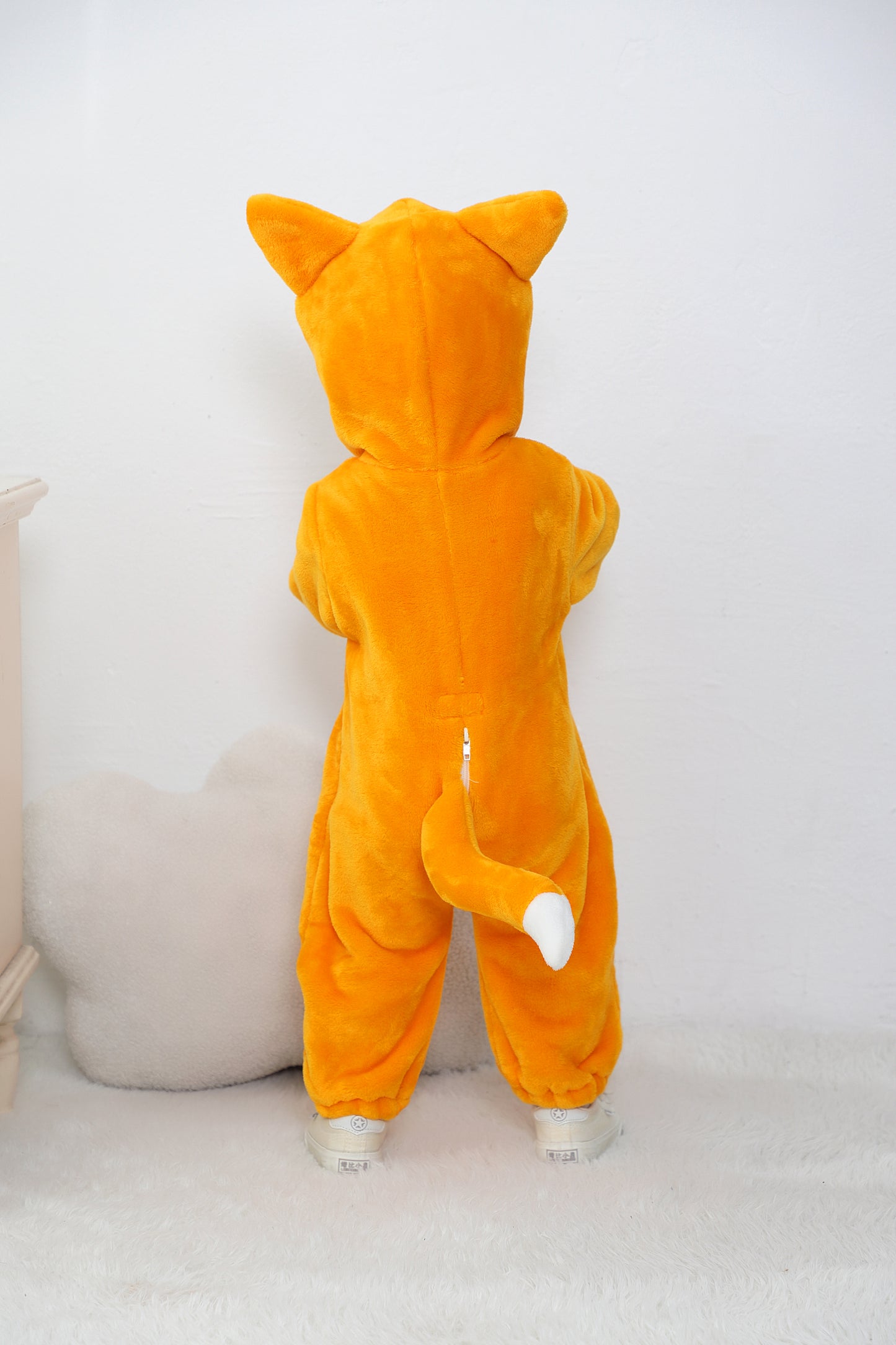 Cozy Cartoon Animal Baby Costume - Soft, Warm, and Adorable Flannel Romper with Hoodie and Zipper for Easy Diaper Changes-Orange & White