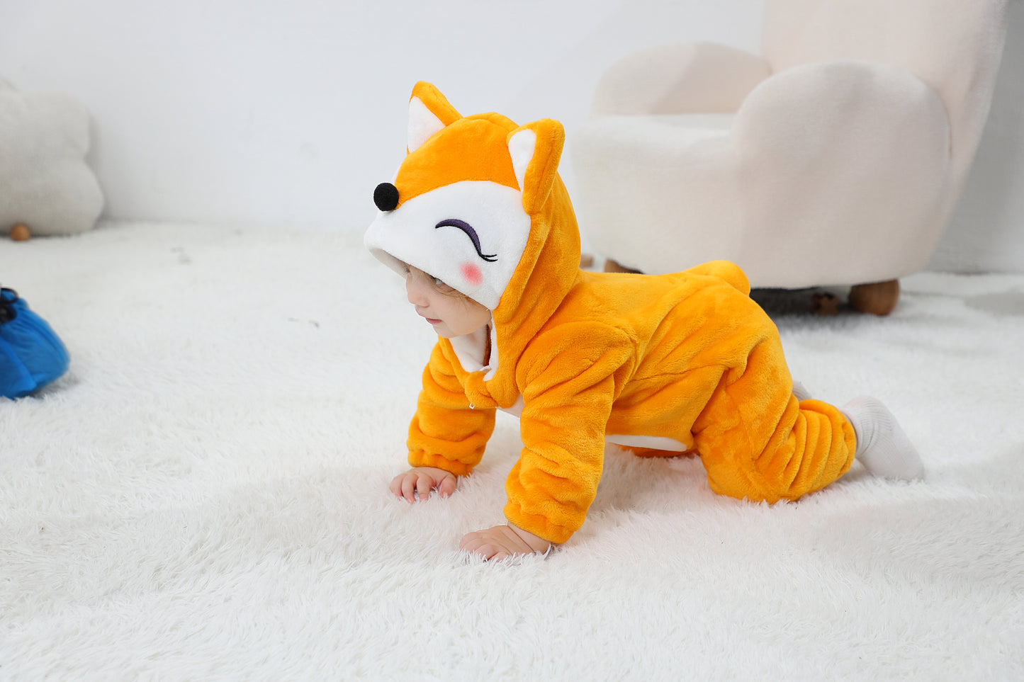 Cozy Cartoon Animal Baby Costume - Soft, Warm, and Adorable Flannel Romper with Hoodie and Zipper for Easy Diaper Changes-Orange & White